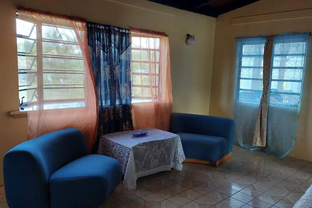Conveniently Located, Quiet & Amp; Comfortable Christiansted Exterior foto